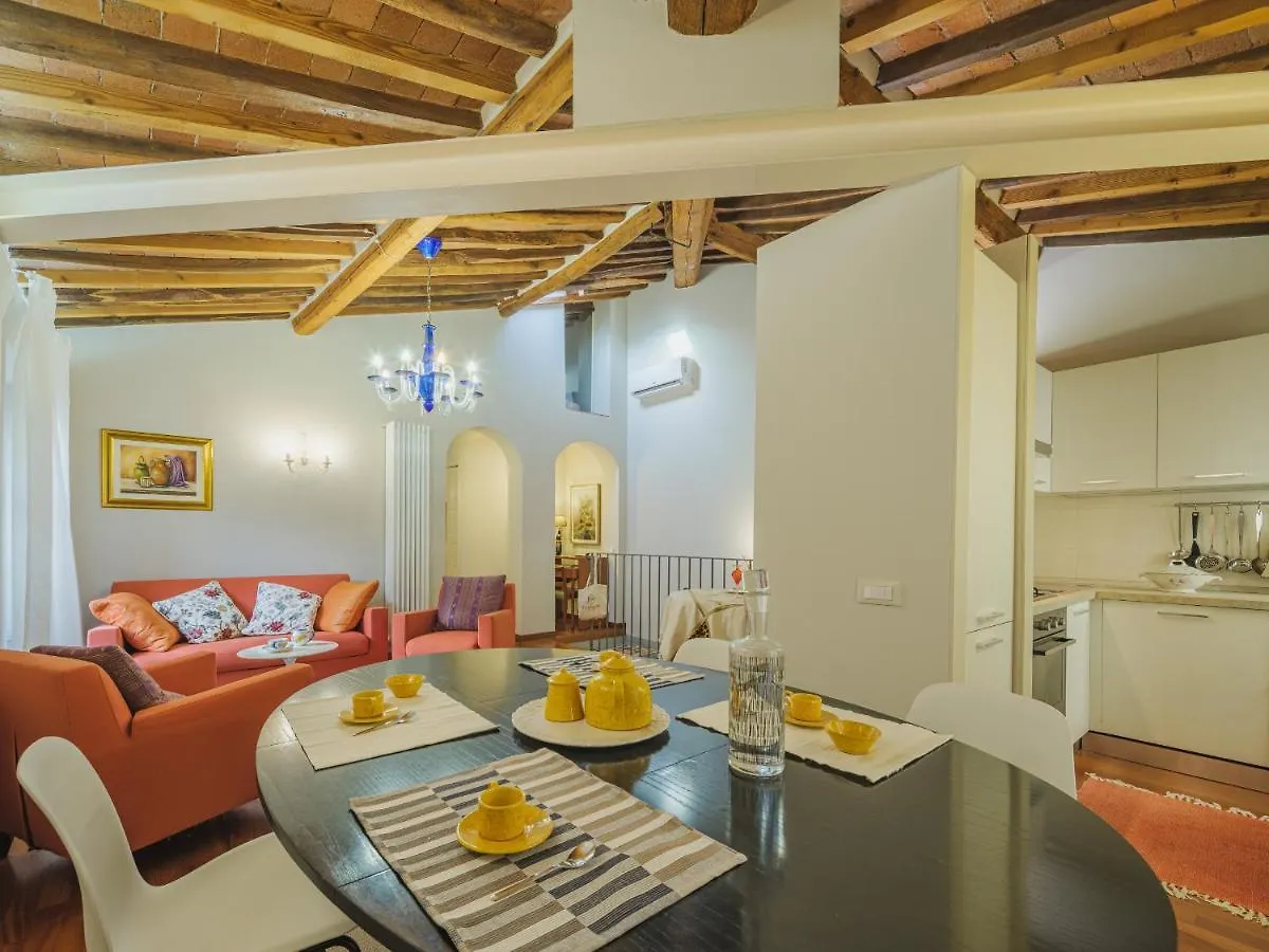 Civico 54 Apartment Lucca Italy