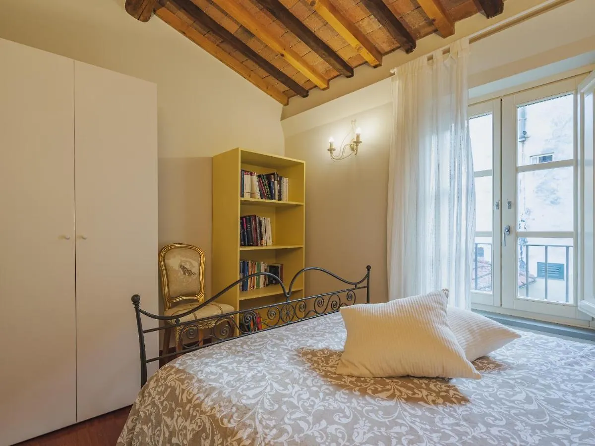 Civico 54 Apartment Lucca Italy