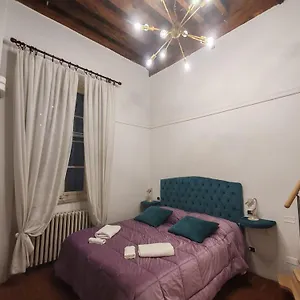 Corte Aranci E Corte Pini Deluxe In Historic Center Of Apartment