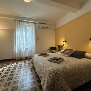 Bilocale Economico, In Pieno Centro A Apartment